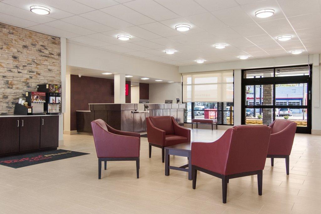Red Roof Plus+ & Suites Эри Экстерьер фото